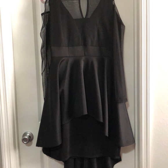 Dress - Picture 11 of 12